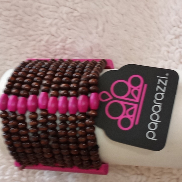 paparazzi Jewelry - Tropical Trendsetter Pink Bracelet. NWT